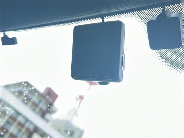 ドライブレコーダー付きなので万が一の事故した時に記録残せます！