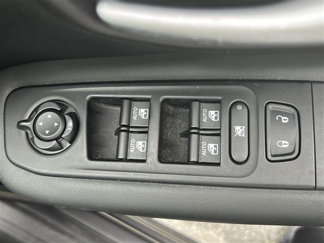 店舗にて現車の確認もいただけますので、お電話で在庫のご確認の上是非ご来店くださいませ!!!