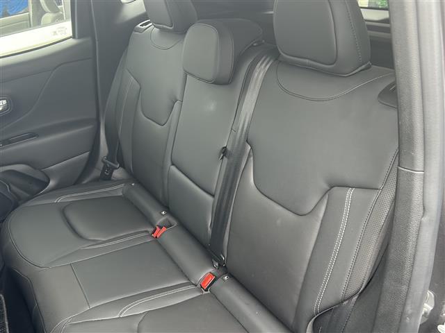店舗にて現車の確認もいただけますので、お電話で在庫のご確認の上是非ご来店くださいませ!!!