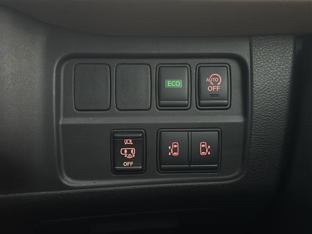 両側パワースライドドアで乗り降りも楽チン♪／／／／