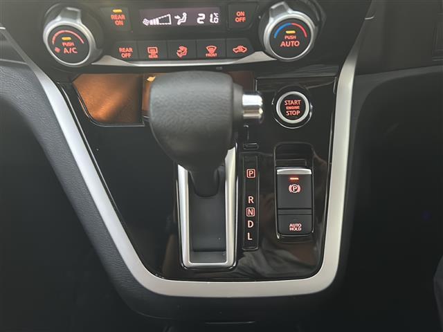 店舗にて現車の確認もいただけますので、お電話で在庫のご確認の上是非ご来店くださいませ!!!////