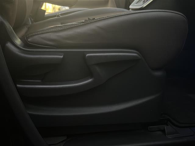 店舗にて現車の確認もいただけますので、お電話で在庫のご確認の上是非ご来店くださいませ!!!////