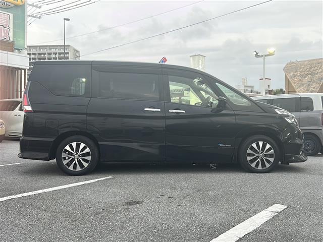 店舗にて現車の確認もいただけますので、お電話で在庫のご確認の上是非ご来店くださいませ!!!////