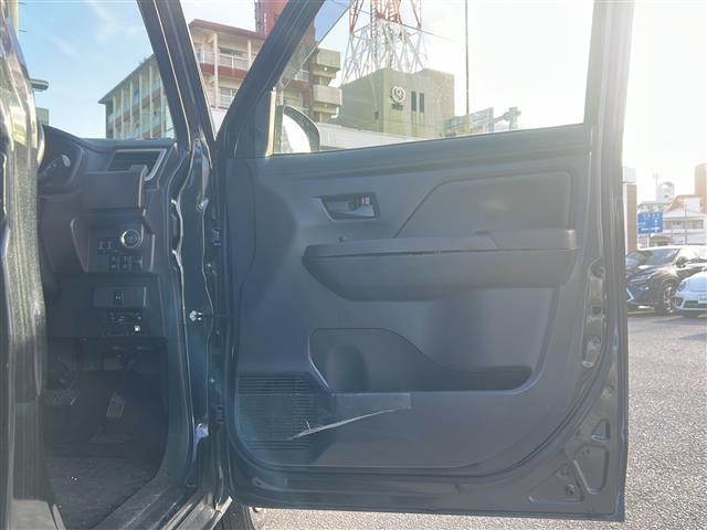 店舗にて現車の確認もいただけますので、お電話で在庫のご確認の上是非ご来店くださいませ！！！