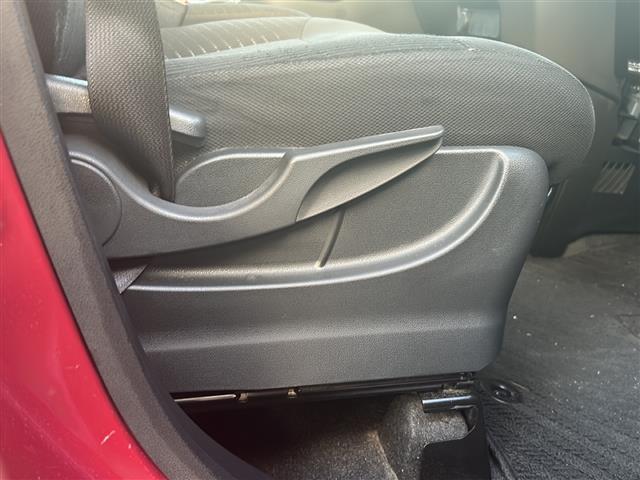 店舗にて現車の確認もいただけますので、お電話で在庫のご確認の上是非ご来店くださいませ！！！