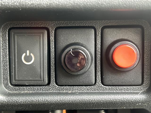 店舗にて現車の確認もいただけますので、お電話で在庫のご確認の上是非ご来店くださいませ！！！