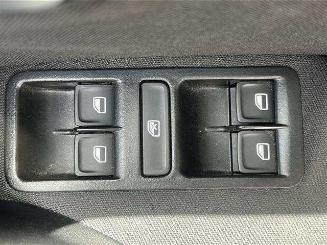 店舗にて現車の確認もいただけますので、お電話で在庫のご確認の上是非ご来店くださいませ！！！