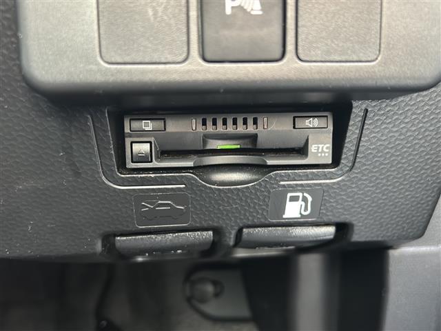 ＥＴＣで高速道路の料金所も手間いらず！／／／／