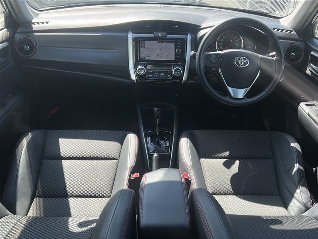 純正ナビＴＶ　コーナーセンサー　バックカメラ　スマートキー　Ｂｌｕｅｔｏｏｔｈ　ＥＴＣ　　ハーフレザーシート　純正アルミホイール　ＬＥＤヘッドライト