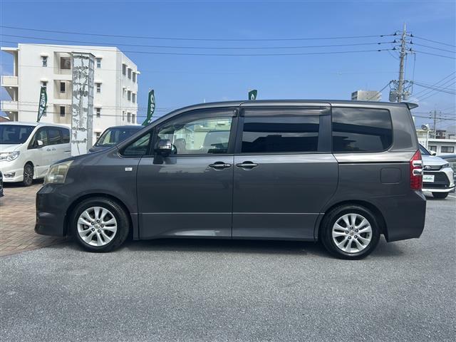 店舗にて現車の確認もいただけますので、お電話で在庫のご確認の上是非ご来店くださいませ！！！