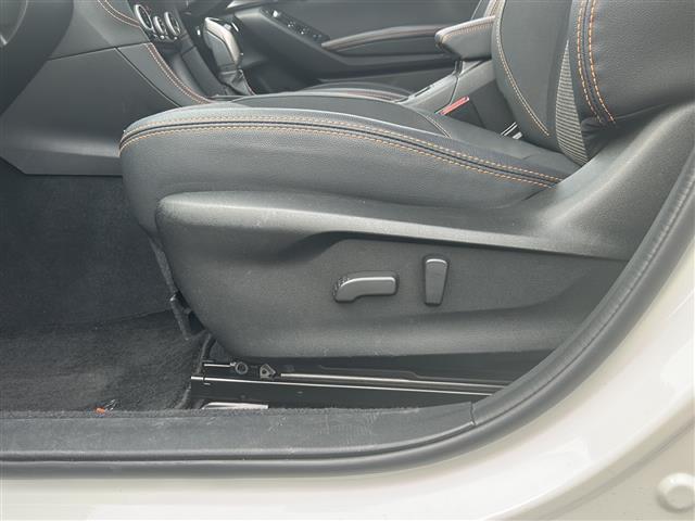 店舗にて現車の確認もいただけますので、お電話で在庫のご確認の上是非ご来店くださいませ！！！／／／／