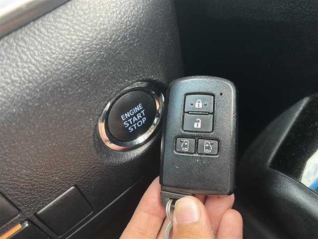 ヴェルファイア ２．５Ｚ　純正９インチナビ　フリップダウンモニター　両側パワースライドドア　バックカメラ　ＥＴＣ　コーナーセンサー　オートライト　電子サイドブレーキ　オートホールド　ＴＶ　Ｂｌｕｅｔｏｏｔｈ　ＣＤ　ＤＶＤ（14枚目）