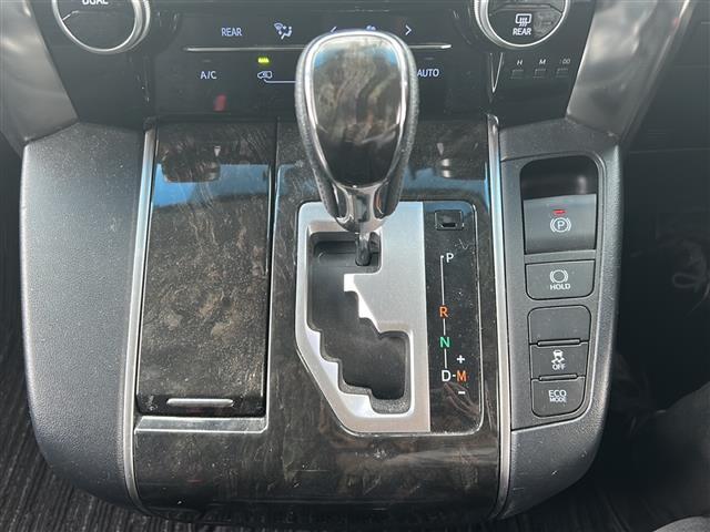 ヴェルファイア ２．５Ｚ　純正９インチナビ　フリップダウンモニター　両側パワースライドドア　バックカメラ　ＥＴＣ　コーナーセンサー　オートライト　電子サイドブレーキ　オートホールド　ＴＶ　Ｂｌｕｅｔｏｏｔｈ　ＣＤ　ＤＶＤ（18枚目）