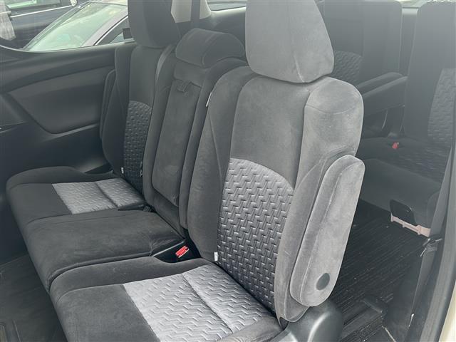 ヴェルファイア ２．５Ｚ　純正９インチナビ　フリップダウンモニター　両側パワースライドドア　バックカメラ　ＥＴＣ　コーナーセンサー　オートライト　電子サイドブレーキ　オートホールド　ＴＶ　Ｂｌｕｅｔｏｏｔｈ　ＣＤ　ＤＶＤ（25枚目）