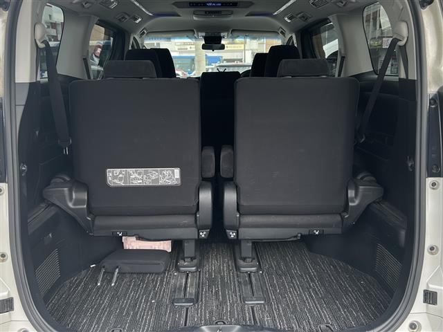 ヴェルファイア ２．５Ｚ　純正９インチナビ　フリップダウンモニター　両側パワースライドドア　バックカメラ　ＥＴＣ　コーナーセンサー　オートライト　電子サイドブレーキ　オートホールド　ＴＶ　Ｂｌｕｅｔｏｏｔｈ　ＣＤ　ＤＶＤ（27枚目）