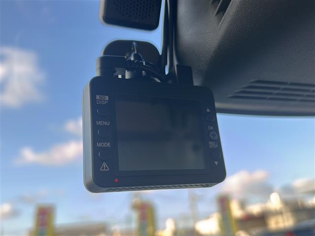 ジムニー ＸＣ　社外ディスプレイオーディオ　Ｂｌｕｅｔｏｏｔｈ　バックカメラ　ＥＴＣ　ドライブレコーダー　シートヒーター　オートライト　衝突軽減システム　レーンキープアシスト　ＬＥＤヘッドライト（8枚目）