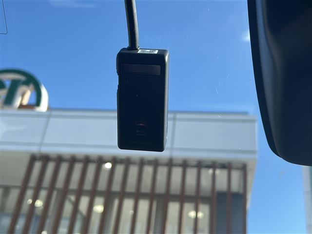 ピクシスエポック Ｇ　ＳＡＩＩＩ　ワンオーナー　禁煙車　純正オプションナビ　ＴＶ　Ｂｌｕｅｔｏｏｔｈ　ＣＤ　スマートキー　ＥＴＣ　ドライブレコーダー　ＬＥＤヘッドライト　バックカメラ　１４インチアルミホイール　トヨタセーフティセンス（6枚目）