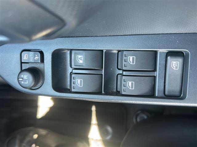 ピクシスエポック Ｇ　ＳＡＩＩＩ　ワンオーナー　禁煙車　純正オプションナビ　ＴＶ　Ｂｌｕｅｔｏｏｔｈ　ＣＤ　スマートキー　ＥＴＣ　ドライブレコーダー　ＬＥＤヘッドライト　バックカメラ　１４インチアルミホイール　トヨタセーフティセンス（14枚目）