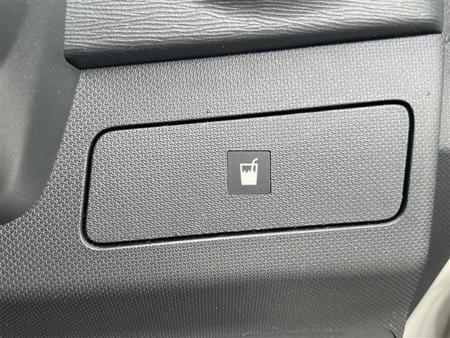 店舗にて現車の確認もいただけますので、お電話で在庫のご確認の上是非ご来店くださいませ！！！