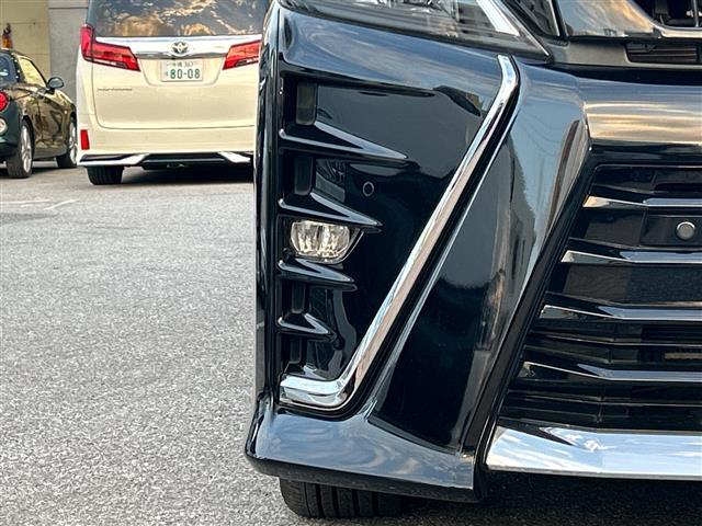 ヴォクシー ＺＳ　煌ＩＩ　純正ナビ　バックカメラ　ＥＴＣ　ドライブレコーダー　両側パワスラ　衝突被害軽減システム　コーナーセンサー　フリップダウンモニター　リアロールサンシェード　パドルシフト　ＴＶ　Ｂｌｏｏｔｏｏｔｈ（39枚目）