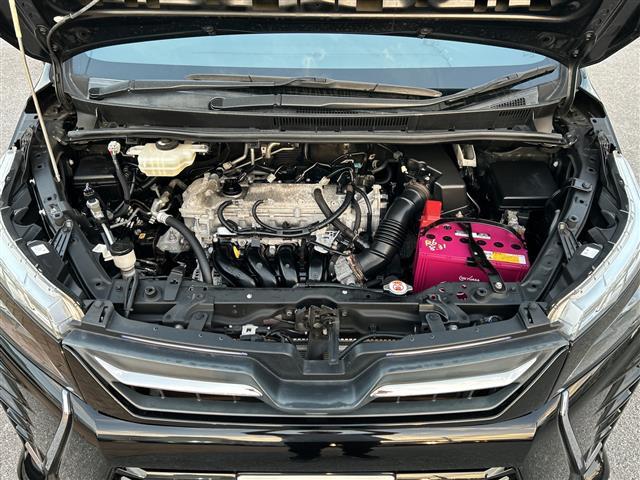 ヴォクシー ＺＳ　煌ＩＩ　純正ナビ　バックカメラ　ＥＴＣ　ドライブレコーダー　両側パワスラ　衝突被害軽減システム　コーナーセンサー　フリップダウンモニター　リアロールサンシェード　パドルシフト　ＴＶ　Ｂｌｏｏｔｏｏｔｈ（43枚目）