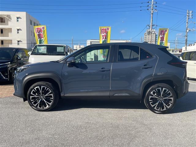 ヤリスクロス ハイブリッドＺ　純正ディスプレイオーディオ　全方位カメラ　ＥＴＣ　前後ドライブレコーダー　パワーシート　ハンドルヒーター　前後コーナーセンサー　電子サイドブレーキ　オートホールド　ＢＳＭ　Ｂｌｕｅｔｏｏｔｈ　ＨＤＭＩ（30枚目）