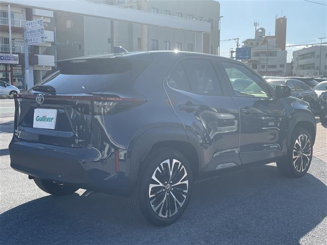 ヤリスクロス ハイブリッドＺ　純正ディスプレイオーディオ　全方位カメラ　ＥＴＣ　前後ドライブレコーダー　パワーシート　ハンドルヒーター　前後コーナーセンサー　電子サイドブレーキ　オートホールド　ＢＳＭ　Ｂｌｕｅｔｏｏｔｈ　ＨＤＭＩ（33枚目）