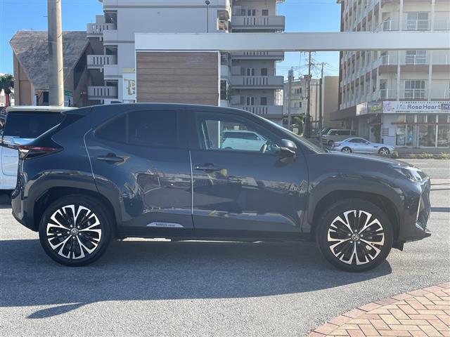 ヤリスクロス ハイブリッドＺ　純正ディスプレイオーディオ　全方位カメラ　ＥＴＣ　前後ドライブレコーダー　パワーシート　ハンドルヒーター　前後コーナーセンサー　電子サイドブレーキ　オートホールド　ＢＳＭ　Ｂｌｕｅｔｏｏｔｈ　ＨＤＭＩ（34枚目）