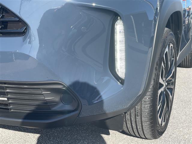 ヤリスクロス ハイブリッドＺ　純正ディスプレイオーディオ　全方位カメラ　ＥＴＣ　前後ドライブレコーダー　パワーシート　ハンドルヒーター　前後コーナーセンサー　電子サイドブレーキ　オートホールド　ＢＳＭ　Ｂｌｕｅｔｏｏｔｈ　ＨＤＭＩ（39枚目）