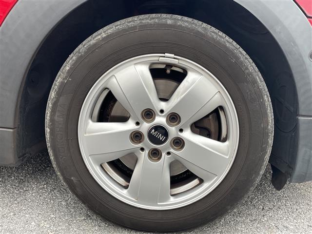 ＭＩＮＩ クーパーＤ　内地仕入　ナビ　Ｂｌｕｅｔｏｏｔｈ　バックカメラ　コーナーセンサー　１５インチアルミホイール　スマートキー　ＬＥＤヘッドライト　フォグライト　純正ドライブレコーダー（前後タイプ）　ステアリングスイッチ（39枚目）