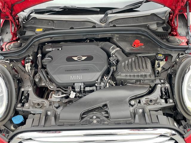 ＭＩＮＩ クーパーＤ　内地仕入　ナビ　Ｂｌｕｅｔｏｏｔｈ　バックカメラ　コーナーセンサー　１５インチアルミホイール　スマートキー　ＬＥＤヘッドライト　フォグライト　純正ドライブレコーダー（前後タイプ）　ステアリングスイッチ（41枚目）