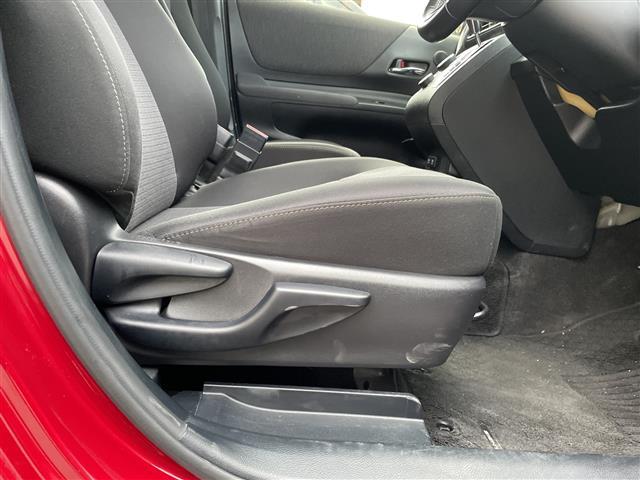 店舗にて現車の確認もいただけますので、お電話で在庫のご確認の上是非ご来店くださいませ！！！／／／／