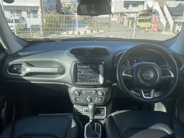 ◆令和５年式６月登録ジープレネゲード【リミテッド】が入荷致しました！！◆気になる車は専用ダイヤルからお問い合わせください！メールでのお問い合わせも可能です！！◆試乗可能です！！