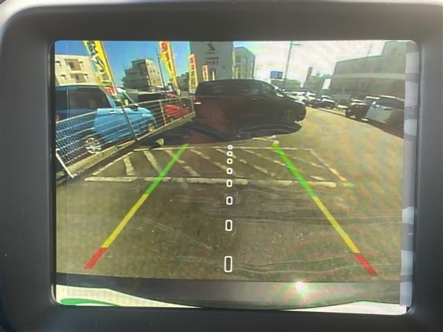 【　バックカメラ　】便利なバックカメラ装備で安全確認を頂けます。駐車が苦手な方にもオススメな便利機能です。