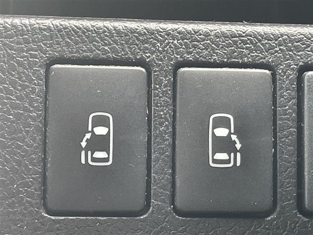 両側パワースライドドアで乗り降りも楽チン♪