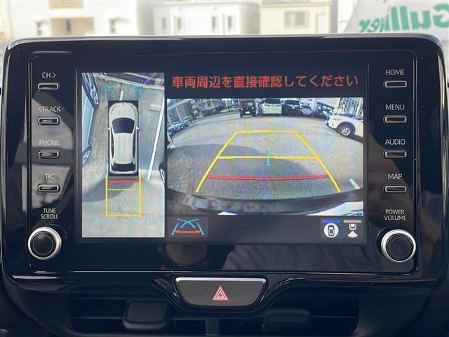 【　全方位カメラ　】上から見下ろしたように駐車が可能です。安心して縦列駐車も可能です。
