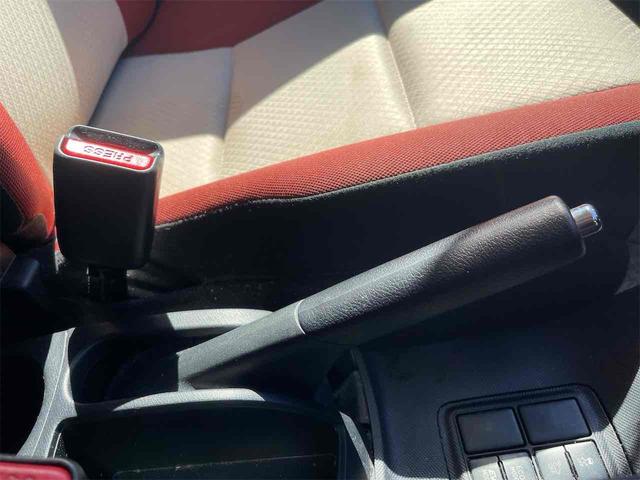 ご覧いただきありがとうございます♪気になったお車がありましたらお気軽にお電話をください♪