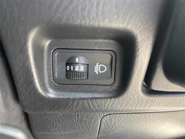 当店のお車をご覧いただきましてありがとうございます。お車についてのご質問やお見積りのご依頼、ご購入にあたってのご相談などお気軽にお問い合わせ下さい!
