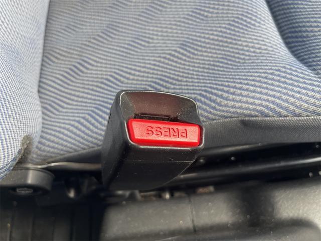 お車の知識がなくても大丈夫です!皆様のご来店をスタッフ一同、心よりお待ちしております。