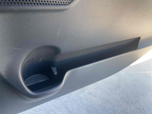 当店のお車をご覧いただきましてありがとうございます。お車についてのご質問やお見積りのご依頼、ご購入にあたってのご相談などお気軽にお問い合わせ下さい！