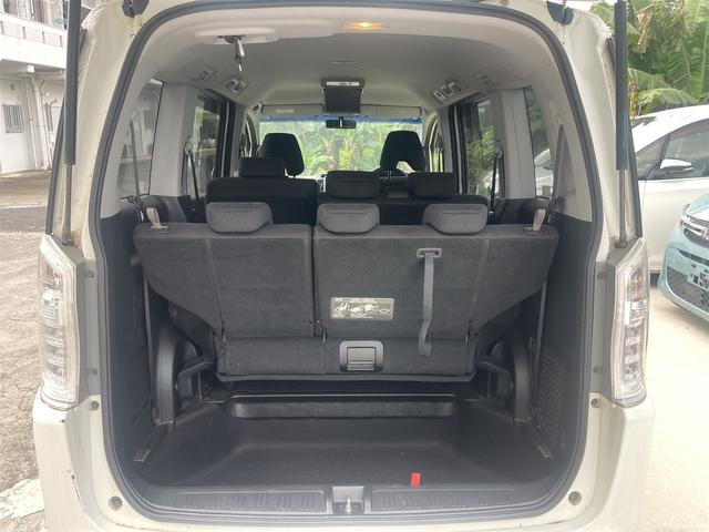 ステップワゴンスパーダ Z ETC バックカメラ TV オートクルーズコントロール 両側電動スライドドア オートライト HID スマートキー アイドリングストップ 電動格納ミラー 後席モニター 3列シート CVT アルミホイール(19枚目)