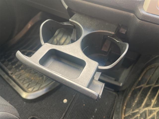 ステップワゴンスパーダ Z ETC バックカメラ TV オートクルーズコントロール 両側電動スライドドア オートライト HID スマートキー アイドリングストップ 電動格納ミラー 後席モニター 3列シート CVT アルミホイール(28枚目)