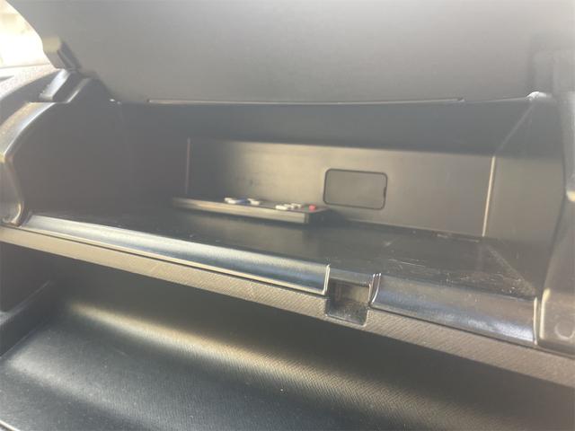 ステップワゴンスパーダ Z ETC バックカメラ TV オートクルーズコントロール 両側電動スライドドア オートライト HID スマートキー アイドリングストップ 電動格納ミラー 後席モニター 3列シート CVT アルミホイール(33枚目)