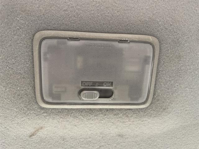 ご覧頂きまして誠に有難うございます！！是非ご来店して頂き、実際にご覧になって頂ければと思います。お客様からのご連絡をスタッフ一同、心よりお待ちしております