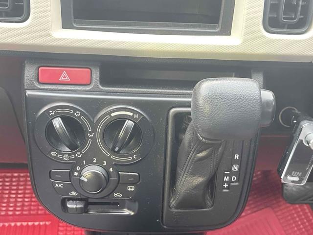 発進時や後退時に必ず操作するレバーです。操作のしやすさが肝になってきます。ぜひ一度体感してください。