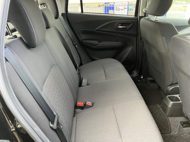 前後左右も高さもゆとりのある室内空間は大人が乗ってもゆったりくつろげる広さです（＾＾）／