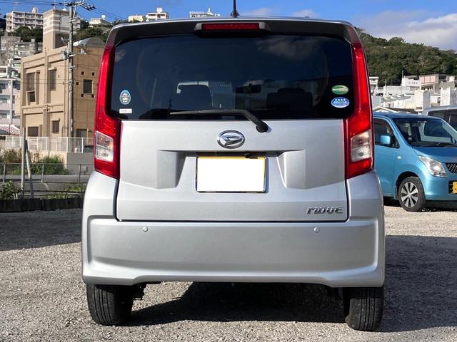 L SAII 自社レンタカーアップ 衝突被害軽減装置 バックカメラ ディスプレイオーディオ(CD/DVD/Bluetooth/ラジオ/ミュージックプレイヤー接続可) ETC 電動格納ミラー 横滑り防止機能(ESC)(3枚目)