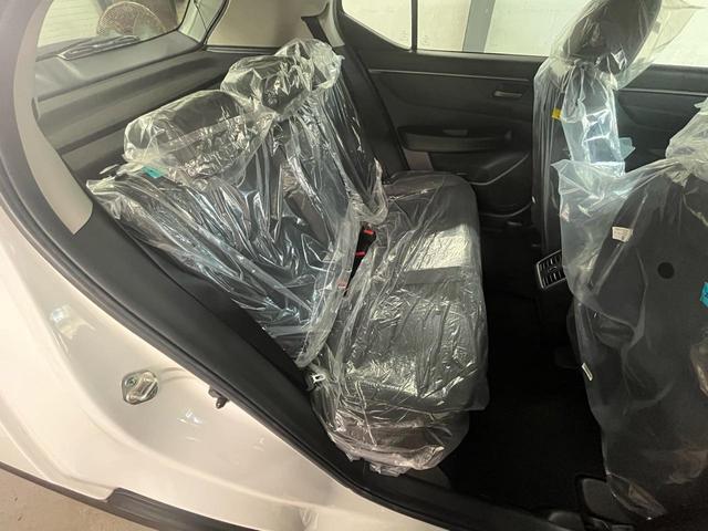 ＷＲ－Ｖ Ｚ＋　ワンオーナー、ホンダセンシング、ＡＣＣ、純正９インチナビ（フルセグ／Ｂｌｕｅｔｏｏｔｈ／ラジオ／バックカメラ／ＵＳＢ接続可／Ａｐｐｌｅ　ＣａｒＰｌａｙ／Ａｎｄｒｏｉｄ　Ａｕｔｏ）、前後方ソナーセンサー（15枚目）