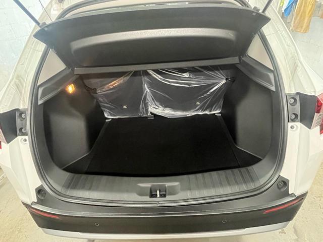 ＷＲ－Ｖ Ｚ＋　ワンオーナー、ホンダセンシング、ＡＣＣ、純正９インチナビ（フルセグ／Ｂｌｕｅｔｏｏｔｈ／ラジオ／バックカメラ／ＵＳＢ接続可／Ａｐｐｌｅ　ＣａｒＰｌａｙ／Ａｎｄｒｏｉｄ　Ａｕｔｏ）、前後方ソナーセンサー（19枚目）