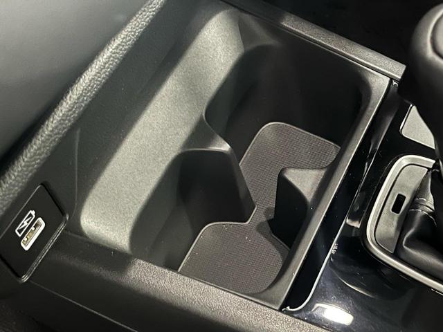 ＷＲ－Ｖ Ｚ＋　ワンオーナー、ホンダセンシング、ＡＣＣ、純正９インチナビ（フルセグ／Ｂｌｕｅｔｏｏｔｈ／ラジオ／バックカメラ／ＵＳＢ接続可／Ａｐｐｌｅ　ＣａｒＰｌａｙ／Ａｎｄｒｏｉｄ　Ａｕｔｏ）、前後方ソナーセンサー（43枚目）